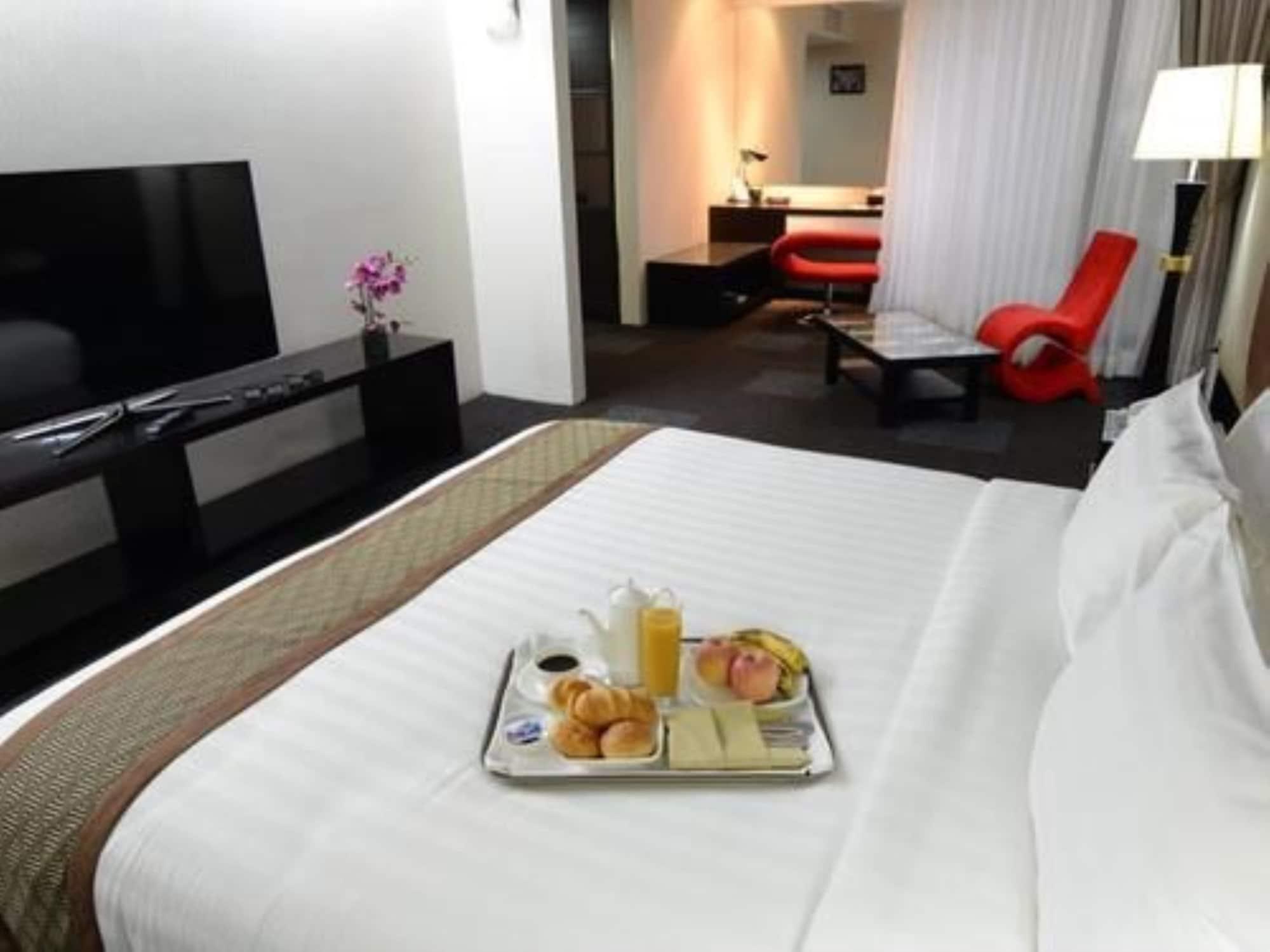 יאנגון Avenue 64 Hotel מראה חיצוני תמונה